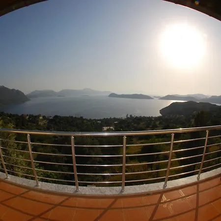 With Amazing Sea View *